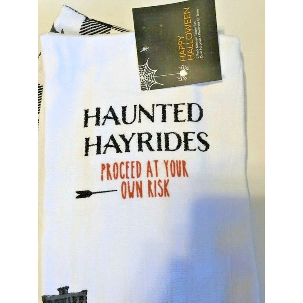 Halloween Kitchen Dish Towels Haunted Farm Truck Pumpkin Buffalo Check Set of 2